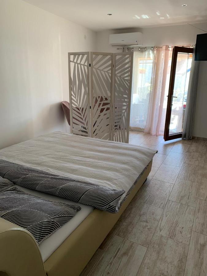 Apartment Mirakul Senj  Buitenkant foto