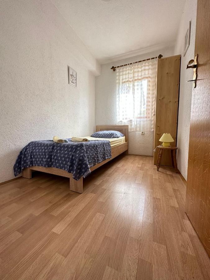 Apartment Mirakul Senj  Buitenkant foto