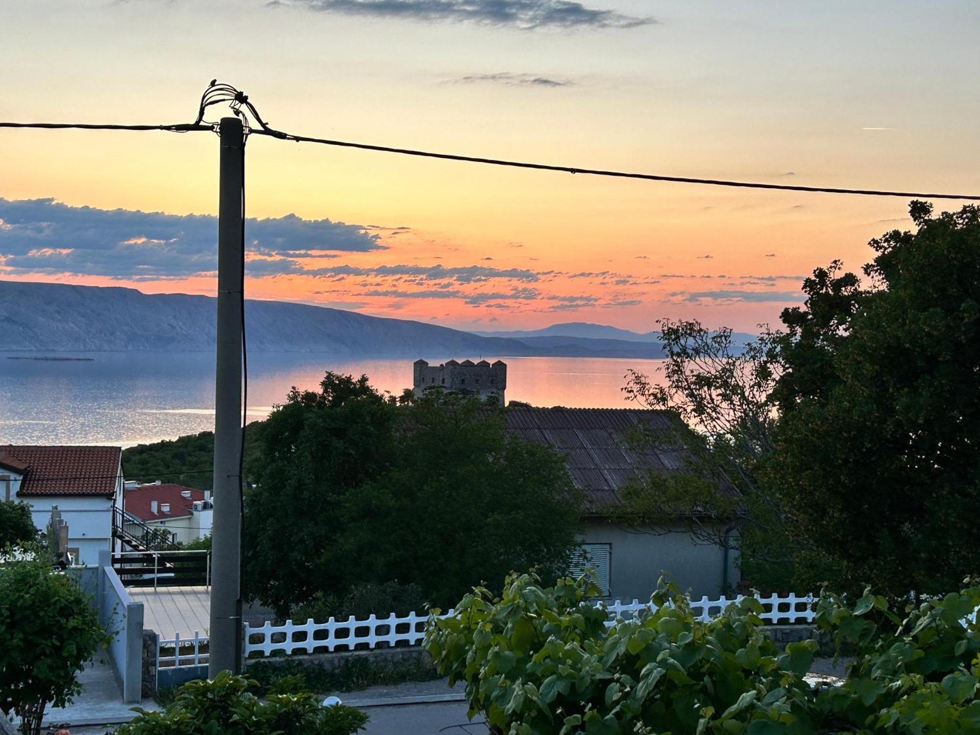 Apartment Mirakul Senj  Buitenkant foto